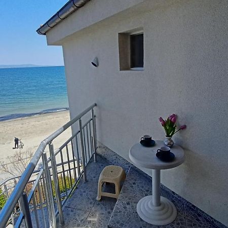 Nikolovi Home Apartments Ahyolu Dış mekan fotoğraf