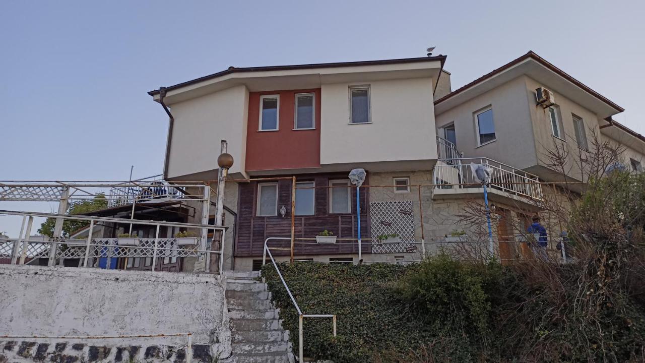 Nikolovi Home Apartments Ahyolu Dış mekan fotoğraf